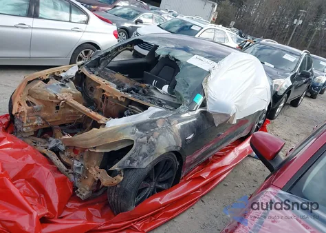 2018 Tesla Model 3 Long Range/Mid Range from USA, damaged, VIN 5YJ3E1EAXJF176028